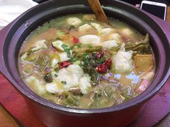 -周鱼小馆石锅酸菜鱼(活力汇店)