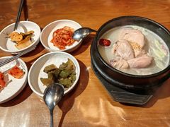 -长寿参鸡汤(朝韩风情街店)