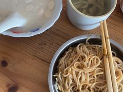 -依云煎包店
