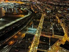 -Top Of Vancouver Revolving Restaurant