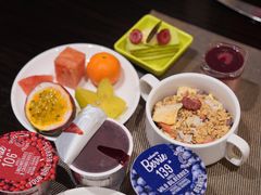 -大中华希尔顿酒店-念自助餐·嗨啤·小龙虾