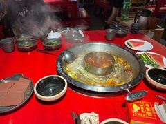 -谭鸭血老火锅(万象九宜城店)