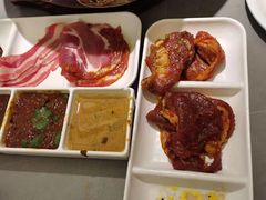 -山焱·炭火自助烤肉(周浦万达店)