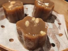 枣泥拉糕-松鹤面馆·古法焖肉面(观前店)