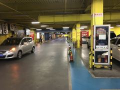 -欧尚超市苏州店停车场(金鸡湖路店)
