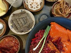 -黄潇洒老火锅(九眼桥宏济巷店)