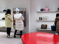 -Acne Studios(芮欧百货店)