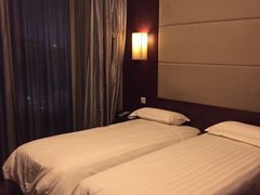 -上海徐汇瑞峰酒店