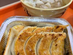 -周震馄饨