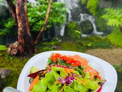 -Chom Cafe and Restaurant