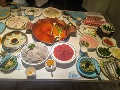 -墨居上隐·院子里火锅(峨眉店)