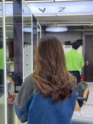 -藤野造型烫发染发