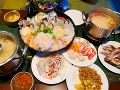 冬阴功汤底-火舞泰·泰式海鲜火锅餐厅(世纪城店)