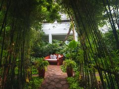 -阿瓦尼河滨曼谷酒店