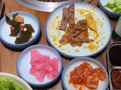 -明洞阿姨·韩式酱蟹烤肉·创意料理(三元桥店)