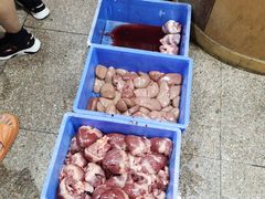 -标记美食新鲜猪杂(兴南大道店)