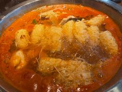 -野山舂·贵州现舂酸汤火锅(鸿通城店)