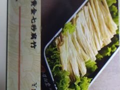 豆黄金七秒鲜腐竹-牛记皇鲜牛肉火锅(环球度假区梨园店)
