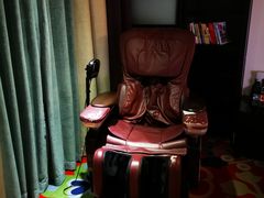 -喜鹊愉家酒店(郑州曼哈顿博览中心地铁站店)