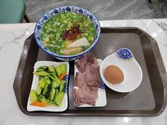 -伊穆祥牛肉面总店·清真
