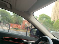 -上海理工大学附属杨浦少云中学