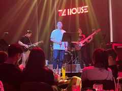 -TZ House音乐现场(来福士中心店)