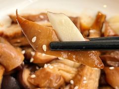 -老鼎万春卤菜(五代传承创始老店)