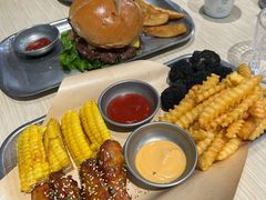 菠萝牛肉堡-魏斯理汉堡(西安沣东吾悦店)