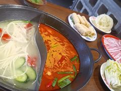 -萍姐火锅·公路夜市(武汉首店)
