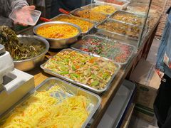 自助取餐区-聚合鑫东北熏酱熟食麻辣面(长阳店)