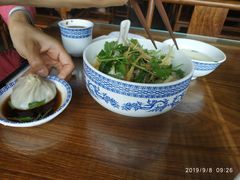 -笑来喜馄饨小笼工坊店(湖滨街店)