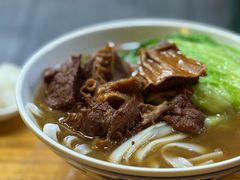 牛腩汤河-珍珍小食店(西华路店)