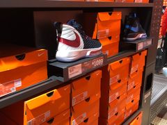 -NIKE上海青浦优选体验店