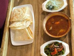 -岗底斯尼泊尔餐厅(万达店)