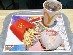 -麦当劳(深圳北站B2检票口楼上)