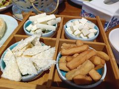 -蒙亨·手把肉·蒙古包文化主题餐厅(天恒广场店)