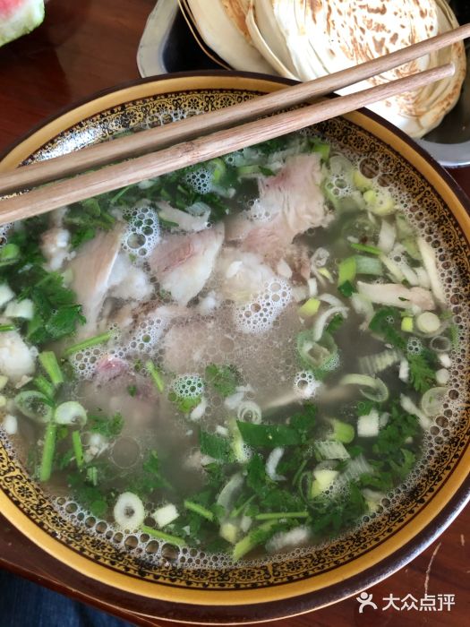 大亮羊肉泡羊肉泡图片