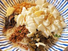 豆花米线-多味居(剪子巷店)