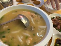 -鹏城人家海鲜酒家·23年老字号(较场尾店)