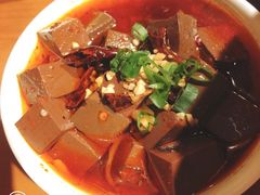-炉小二铜锅牛蛙•川湘菜(三里屯店)