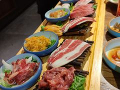 -明洞阿姨·韩式酱蟹烤肉·创意料理(三元桥店)