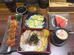 -一豚轩·烧鸟·豚骨拉面(五四路店)