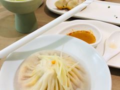 头牌蟹粉灌汤包-苏小柳点心·手作小笼包(浦东嘉里城分院)