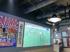 -马路牙子烧烤音乐酒馆(望京店)
