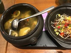 云南经典汽锅鸡-云海肴·汽锅鸡·云南菜(苏州中心店)
