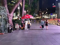 -詹爷爷乌节路街头冰淇淋