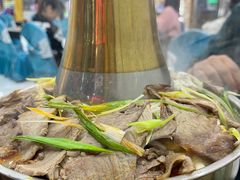 -撒拉人家.酸菜牦牛肉火锅