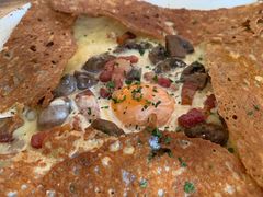 鸡蛋蘑菇熏肉荞麦可丽饼-RAC BAR(安福路店)