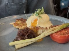 -ROAST coffee & eatery