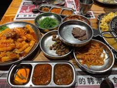 -青瓦炭韩潮烤肉(花园道店)